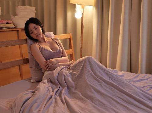 [SSIS-233] Em nhân viên thủ dâm bị sếp phát hiện